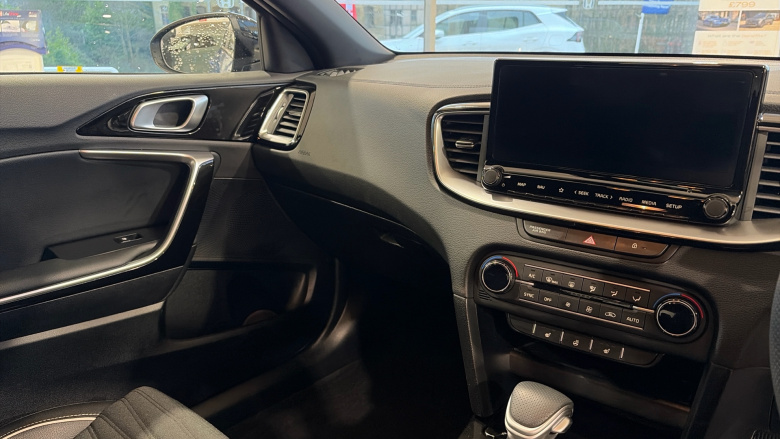 Kia Ceed 1.5T GDi ISG 138 GT-Line 5dr DCT Petrol Hatchback